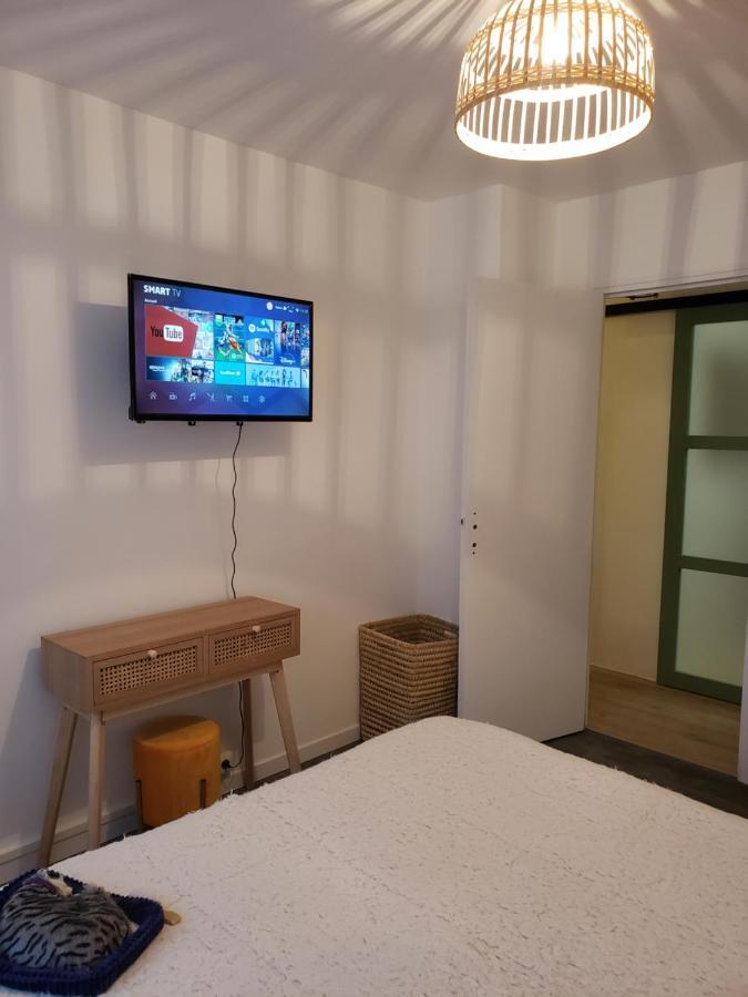 Maison Du Bonheur 2 A Troyes Logement Entier Avec Parking Kültér fotó