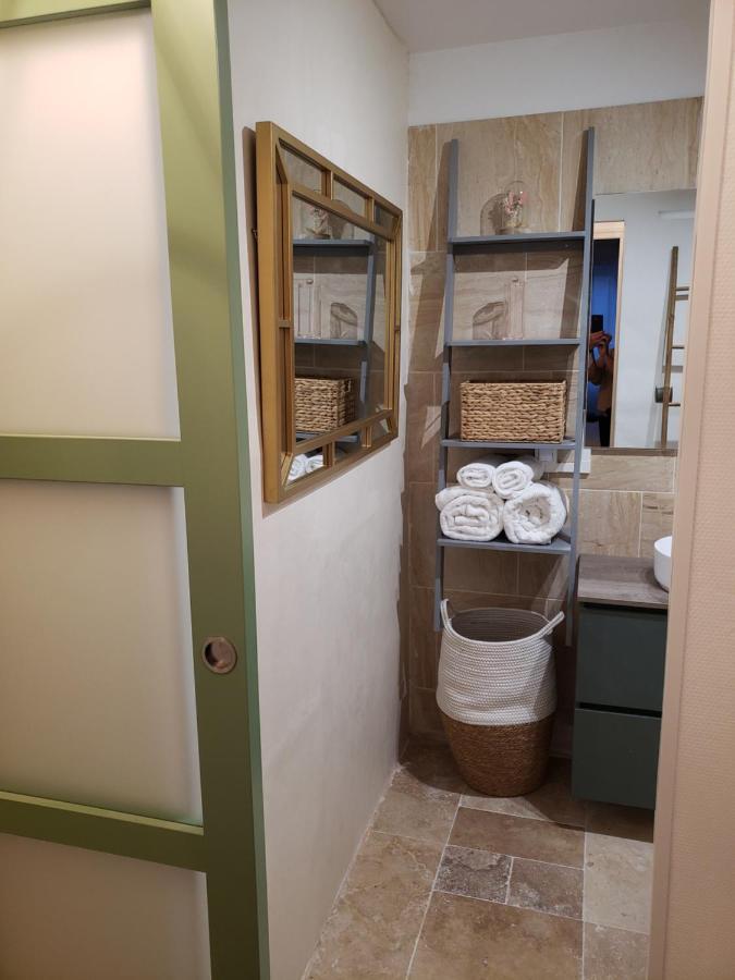 Maison Du Bonheur 2 A Troyes Logement Entier Avec Parking Kültér fotó