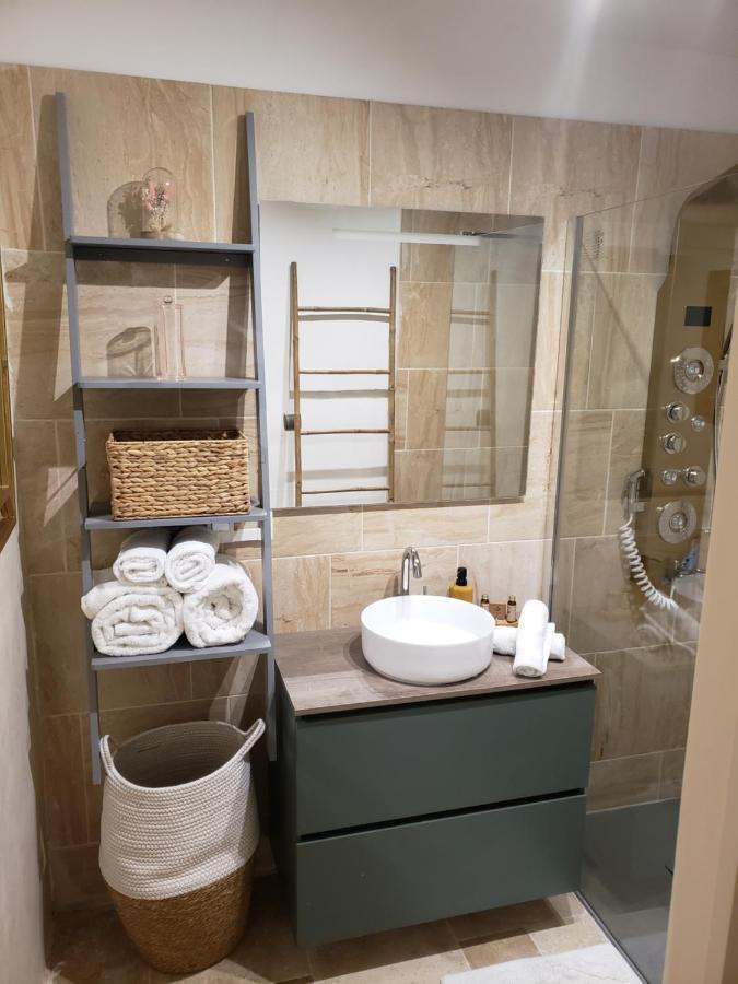 Maison Du Bonheur 2 A Troyes Logement Entier Avec Parking Kültér fotó