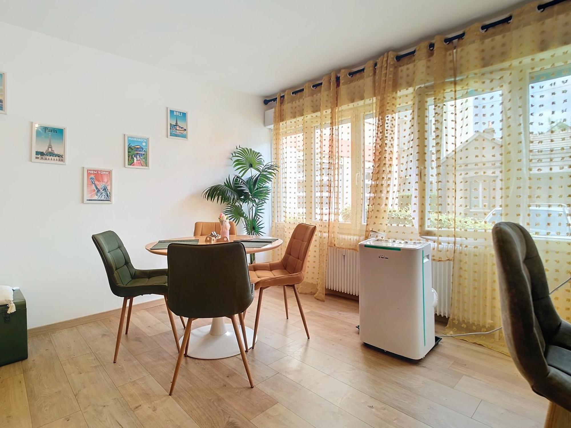 Maison Du Bonheur 2 A Troyes Logement Entier Avec Parking Kültér fotó